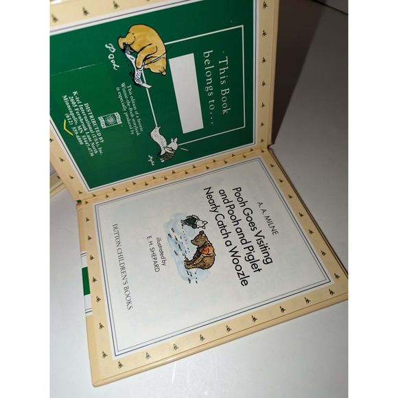 Vintage 1997 The Classic Pooh Treasury Vol 1  Hardcover Books 3 Cassettes - Picture 10 of 15